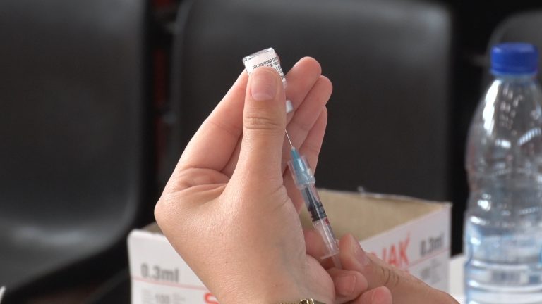 MSH: Së shpejti do të bëhet rekomandimi për dhënien e dozën së tretë të vaksinës antiCOVID-19