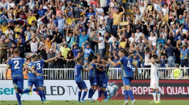 Pas dy vjetësh 400 “Dardanë” do të brohorasin sonte në ndeshjen Kosovë – Greq