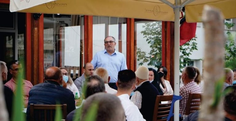 Shaqir Totaj shpalos programin qeverisës para hasjanëve