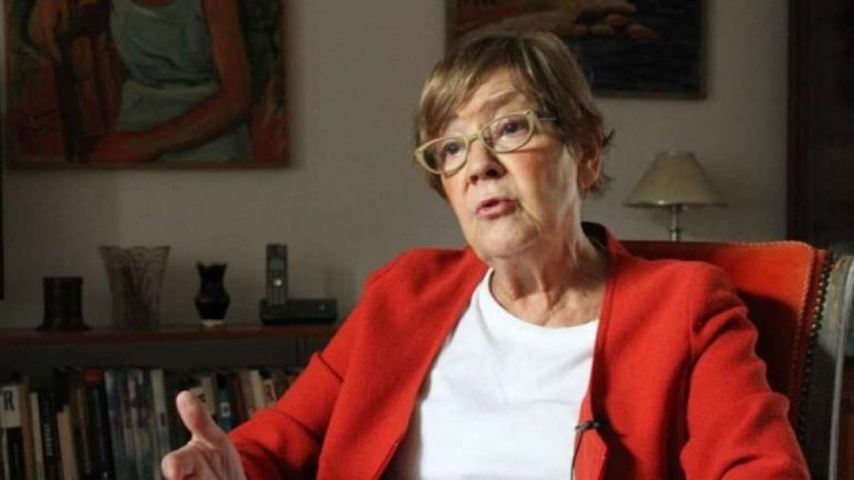 Sociologia e njohur serbe: Kosova është e pavarur, s’di pse po bëhet problem për targat