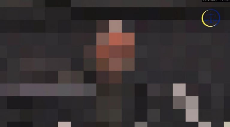 Dëshmitari në rastin e Mustafës: “Një person me kapelë të kuqe ma ka shti thesin n’gojë e më ka rrah”