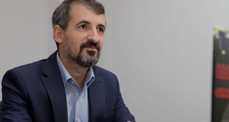 Miftaraj del me propozim 4 pikësh për uljen e tensionit në veri