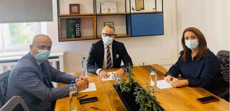 Haxhi Avdyli fajëson IKSHPK-në e lavdëron Vitinë: Ka njohuri të thella, 24 orë i angazhuar