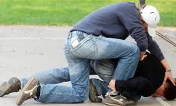 I ‘hyn dru’, vëllai e bën për spital vëllain në Prishtinë