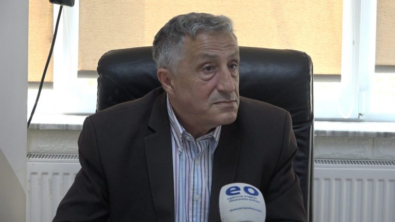 400 mësimdhënës me sëmundje të rënda, SBAShK-u kërkon që të lirohen e të paguhen