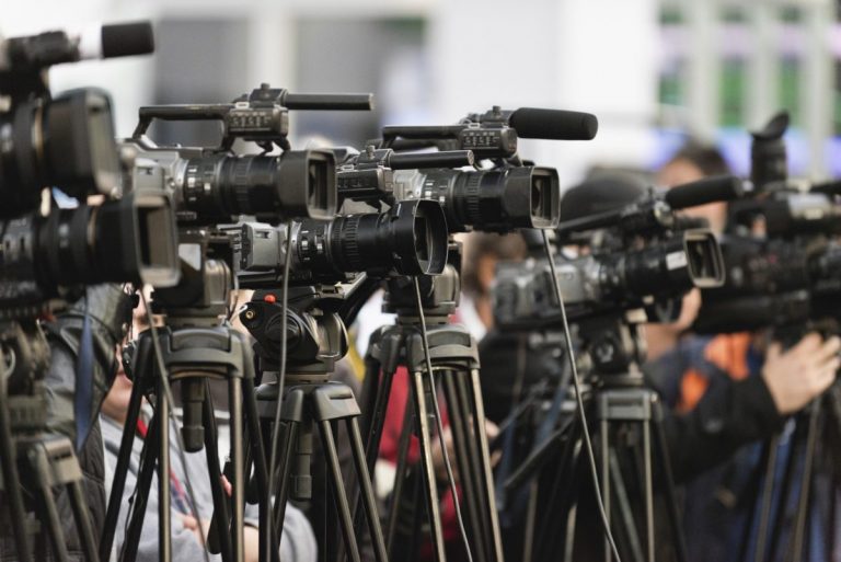 Gazetaria, një nga departamentet më të preferuara për maturantët