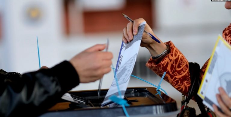 Më shumë se 18 mijë të vdekur largohen nga lista votuese