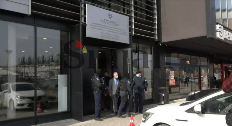 Këta janë të arrestuarit që edhe më tutje mbesin në paraburgim