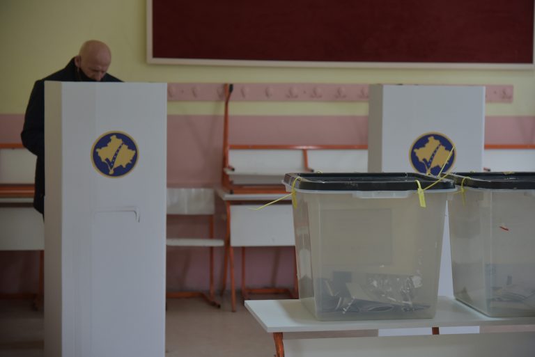 Vota e partive nëpër komuna ndryshon hartat elektorale