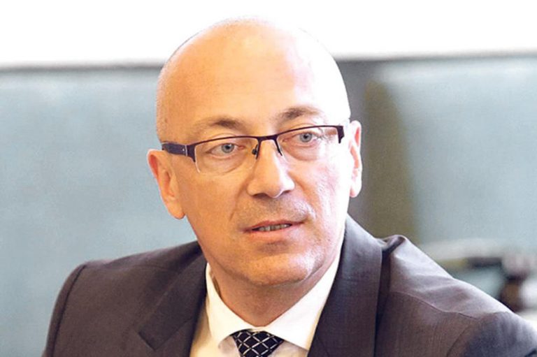 Paralajmëron Rakiq: Do të kemi protesta në të gjitha institucionet e Kosovës