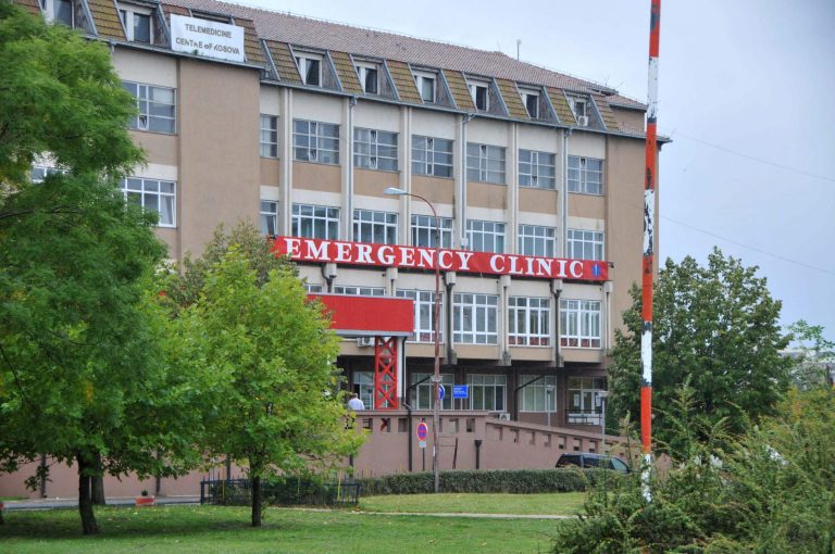 Kryhet një operacion shumë i rrallë dhe sfidues në QKUK