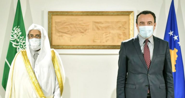 Kurti i kërkon ministrit të Arabisë Suadite që të lobojë për njohjen e Kosovës nga disa vende me shumicë myslimane