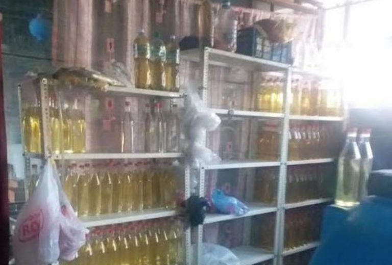 Kapen afër 15 mijë litra alkool të prodhuara ilegalisht në Gjakovë