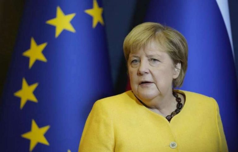 Merkel bën thirrje për vaksinim që të evitohet një valë e pandemisë në dimër