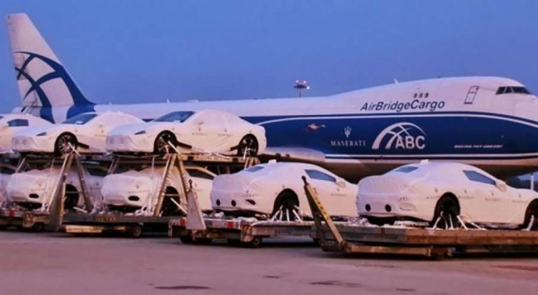 Një prej vendeve më të varfra bleu 40 Maserati për një samit, tash po i shet me zbritje