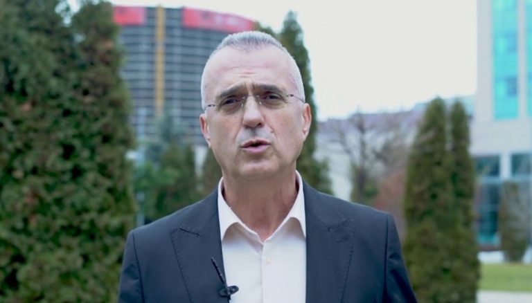 Dugolli: AKI dhe Policia po punon me KFOR-in për kapjen e kriminelëve në veri të Mitrovicës