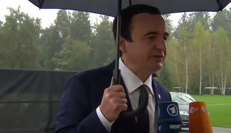 Kurti: Në takimin me Vuçiqin folëm për Procesin e Berlinit, lëvizjen e lirë dhe diplomat