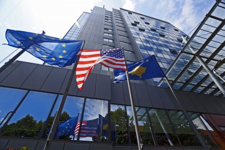 SHBA-ja dhe BE mirëpresin luftën e Kosovës kundër krimit