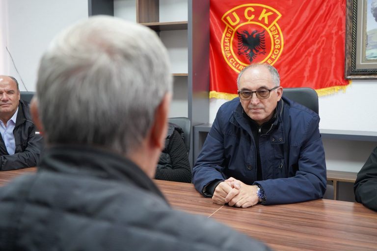 Shaqir Totaj, vizitë OVL të UÇK-së: Do të keni përkujdesjen time si kryetar i ardhshëm