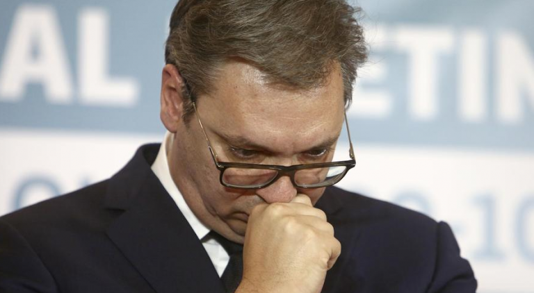 Vuçiq reagon ndaj deklarimeve të Kurtit për bashkimin kombëtar