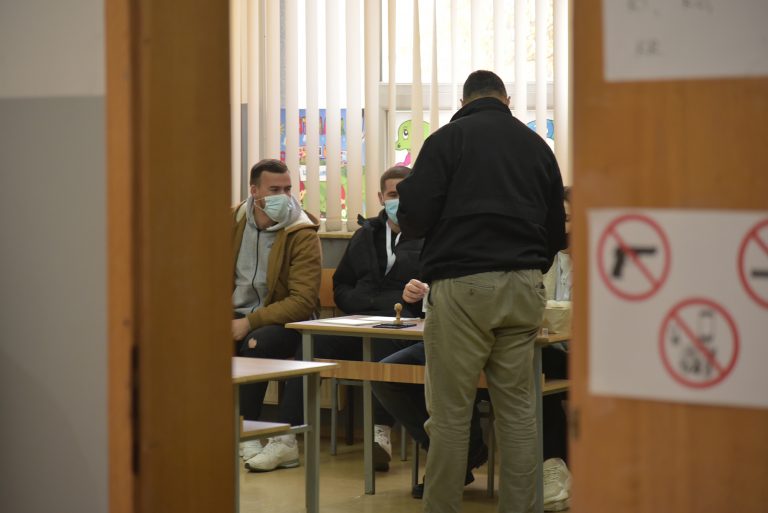 18.70% dalja në votime deri në ora 15:00 në Prizren