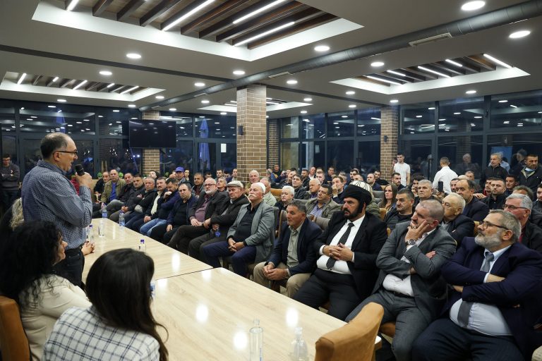 Shaqir Totaj: Hasit do t’i kthehen investimet e mëdha