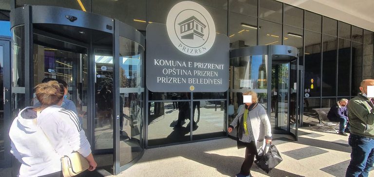 Komuna e Prizrenit, zgjat afatin e aplikimit për mbështetje financiare për prindërit e fëmijëve të lindur gjatë 2021-es