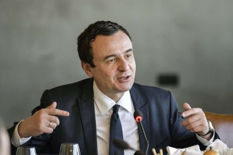 Kurti: Kosova është i vetmi vend në rajon që s’ka pranuar vaksina nga Rusia ose Kina