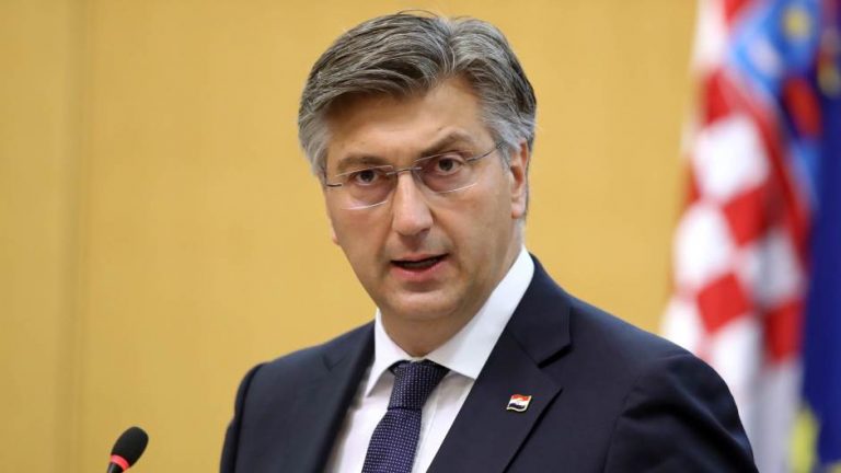 Kryeministri kroat Plenkoviq viziton sot Kosovën