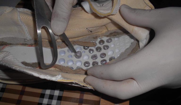 Në Dubravë tentohet të futet drogë përmes disa atleteve