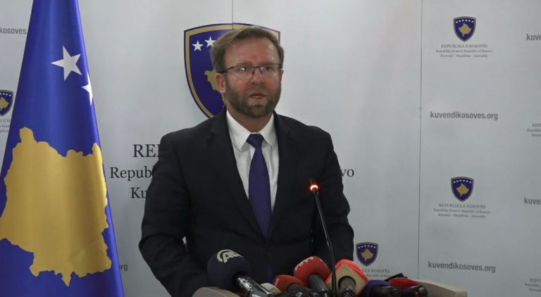 Abazi pas mbledhjes me ambasadorin gjerman: Presim zhvillime pozitive për vizat pas zgjedhjeve në Francë