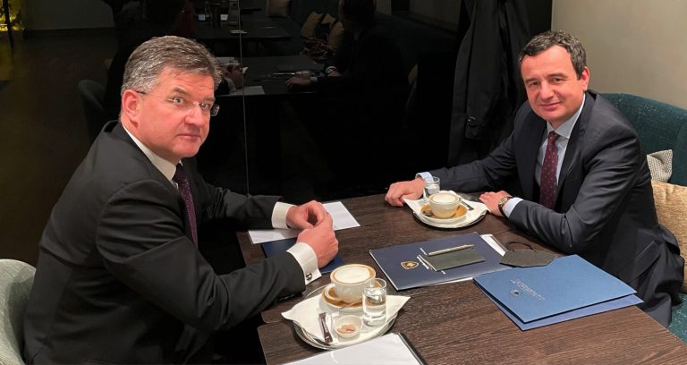 Lajçaku takohet me Kurtin në Vjenë: Pata një diskutim të thellë me kryeministrin e Kosovës