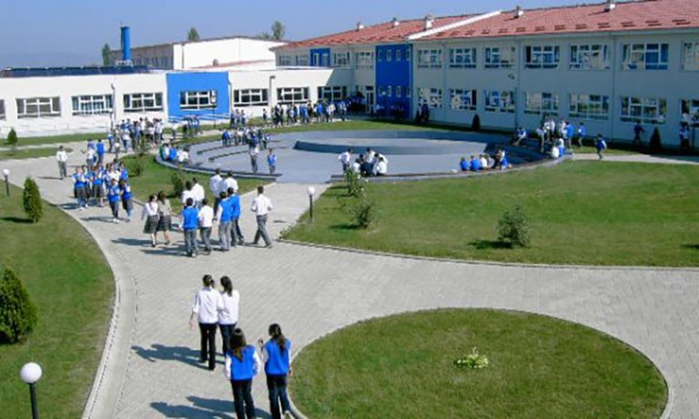 4 vende të lira pune