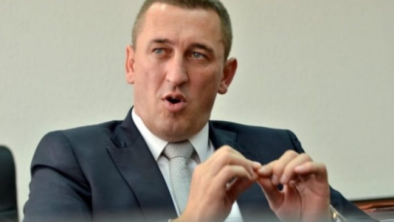 Nenad Rashiq: Me këtë ritëm, Serbia e Kosova do të dialogojnë deri në vitin 2068