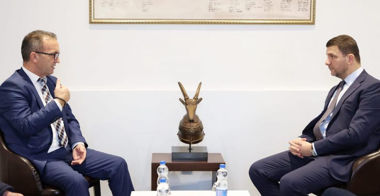 PDK i jep mbështetje Ligjit për Pagat