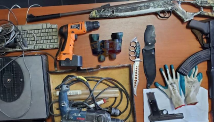 Bënin kërdinë me vjedhjen e banesave në Ishull Shëngjin, arrestohen babë e bir