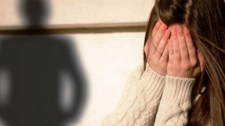 Sulmohet seksualisht një femër nga Shqipëria në Restelicë të Dragashit