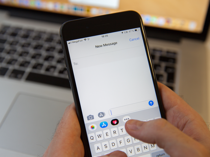 Portugalia ndalon me ligj që shefat t’u dërgojnë SMS punëtorëve pas orarit të punës