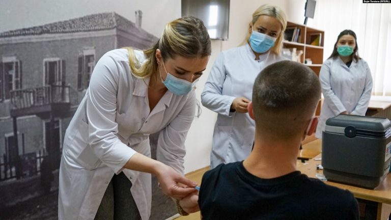 ​Mbi 805 mijë qytetarë vaksinohen me dozën e dytë antiCOVID-19