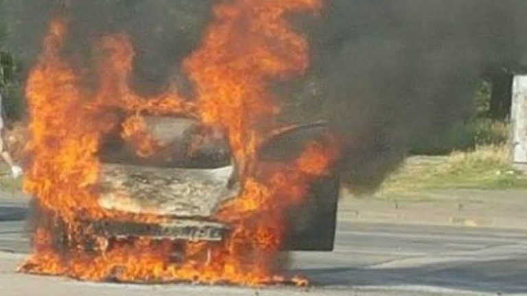 Në Parllovë digjet vetura, nga e cila dyshohet se është shtënë në veturën me para të Besa Security