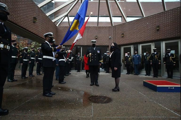 Osmani e nis vizitën me nderime ushtarake nga Forcat e Armatosura të Kanadasë