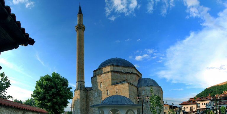 MSH-ja do të fillojë vaksinimin edhe në objekte fetare çdo të premte