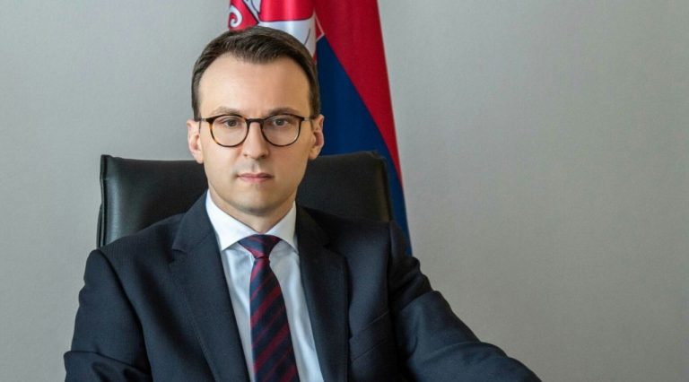 Petar Petkoviqit nuk i lejohet të hyjë në Kosovë