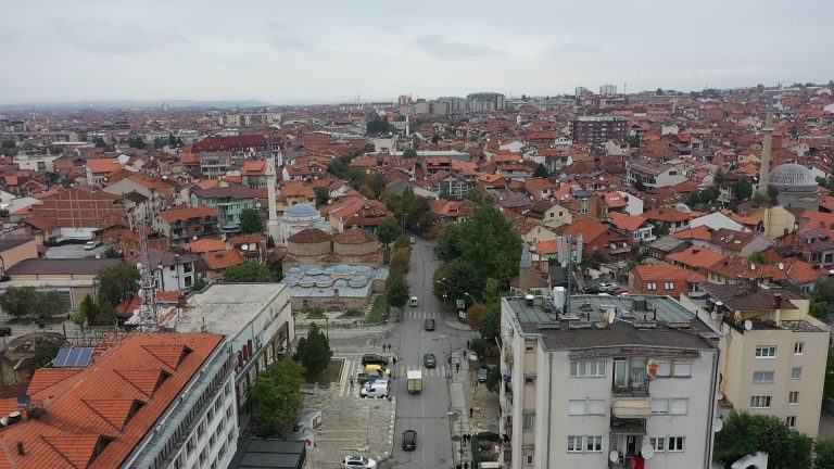 Ftohen qytetarët e Prizrenit që të aplikojnë për të përfituar nga projekti për ndërtimin e shtëpive
