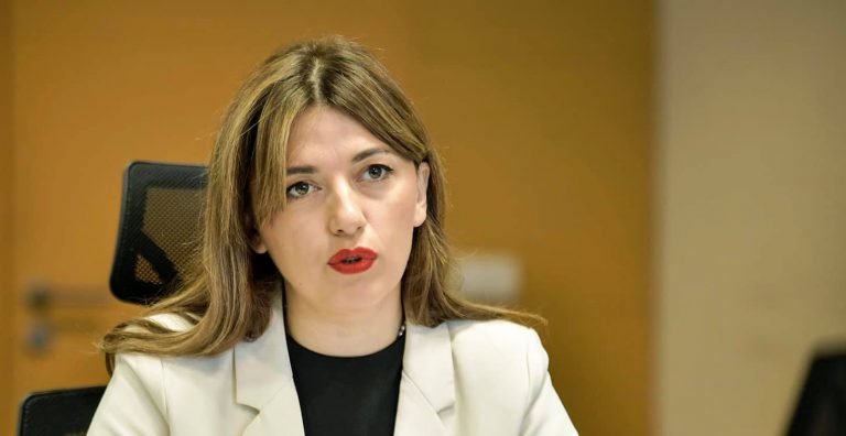 Haxhiu flet për aksionin e sotëm në Gjakovë e Prizren: Në të kaluarën, drejtësisë nuk i janë lënë duart e lira për veprim