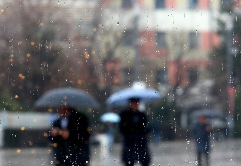 Ftohtë dhe borë – Moti për sot