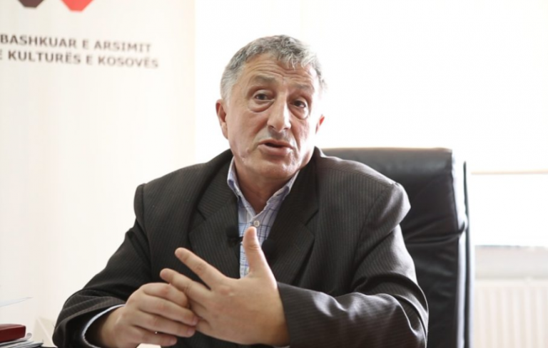 Jasharaj kërkon që sivjet MASHTI-i t’i furnizojë nxënësit me tekste shkollore