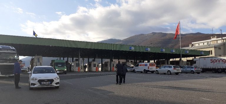 Ja kur pritet që kalimi në kufirin Shqipëri-Kosovë të bëhet pa ndalesë
