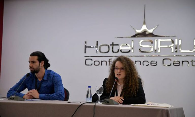 Hoxha: 76% e nxënësve nuk dinë të lexojnë