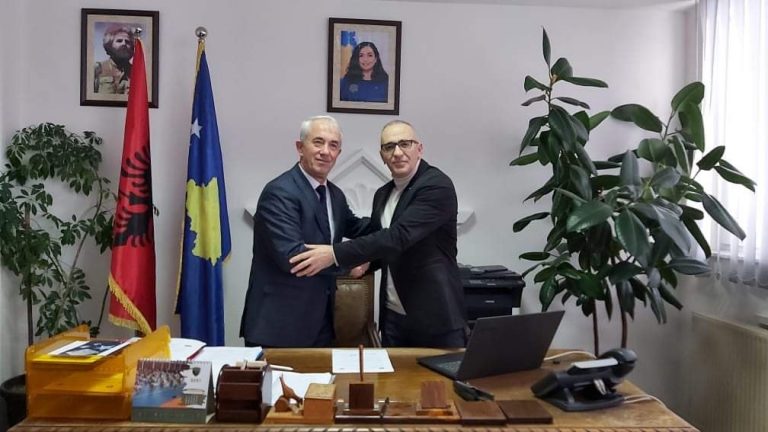 Selim Kryeziu, emërohet drejtor i Arsimit në komunën e Dragashit